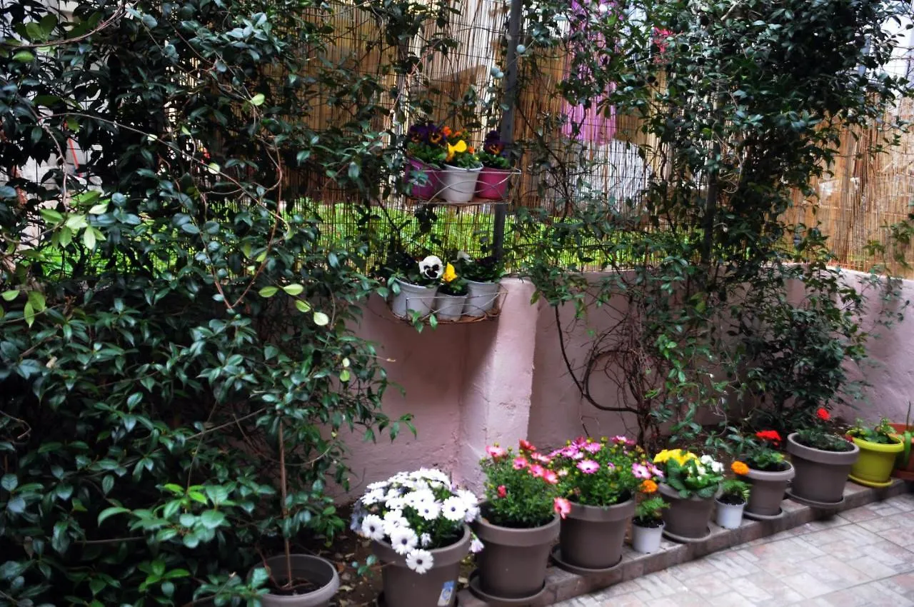 Garden House/Thessaloniki/Wifi Appartement Griekenland